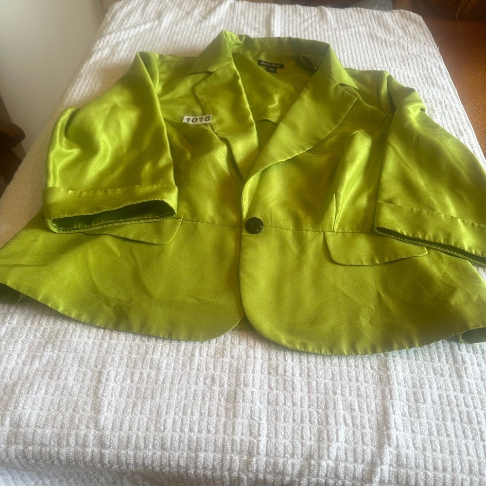 Dana Kay Lime Green Satin Blazer Jacket Plus Size 18W Short Sleeve 21100